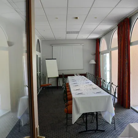 מלון Logis Le Parc De Geoffroy