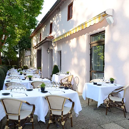 Hotell Logis Le Parc De Geoffroy