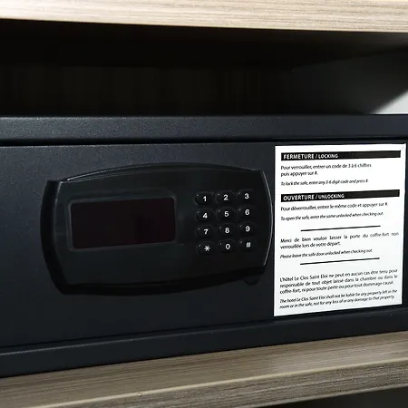 Logis Le Parc De Geoffroy טייר