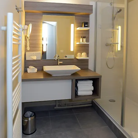 Hotell Logis Le Parc De Geoffroy