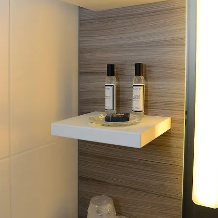 Logis Le Parc De Geoffroy טייר