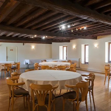 Logis Le Parc De Geoffroy Hotell