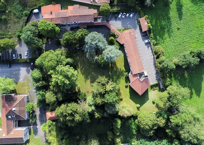 Logis Le Parc De Geoffroy Hotel Thiers