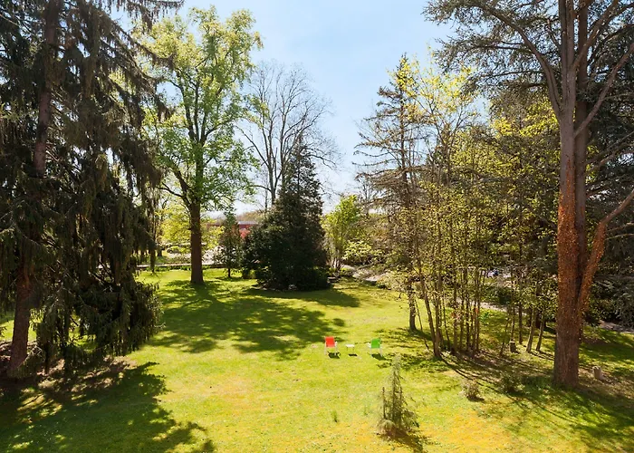 Hotell Logis Le Parc De Geoffroy