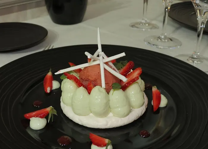 Logis Le Parc De Geoffroy 4* Thiers