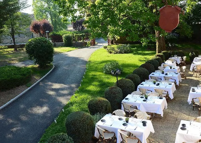 Hotel Logis Le Parc De Geoffroy